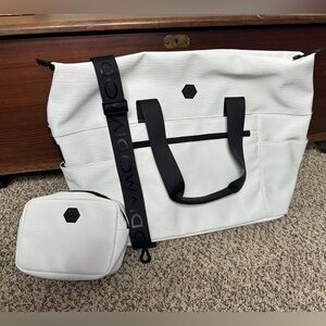 Modiv White Tote Bag Set